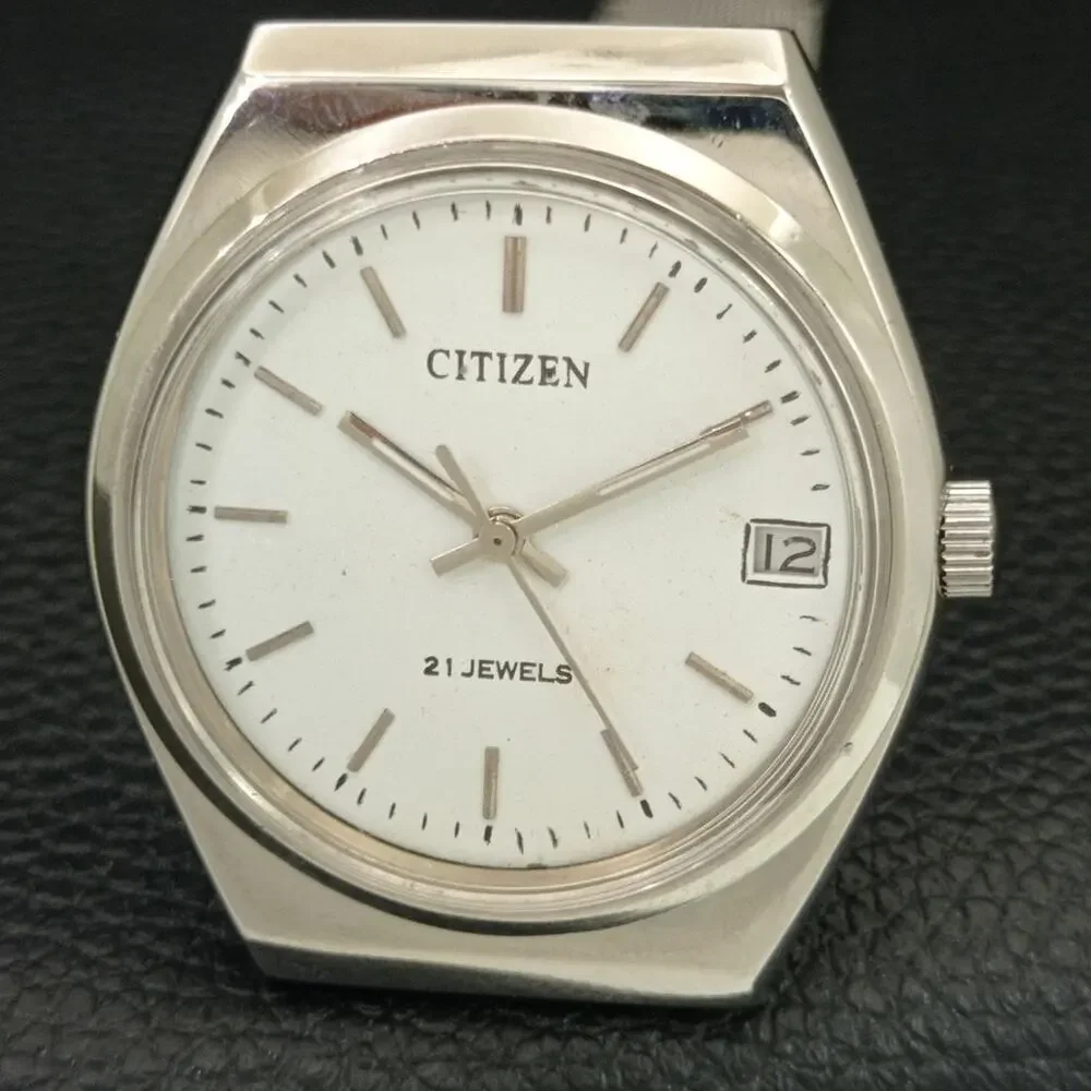 Vintage 1984 Citizen Manual Wound Mens Silver Watch W/Date & Silver accents